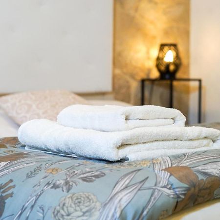 Langolo Di Laura Borgo Roma Destiny Home 3 Verona Eksteriør bilde