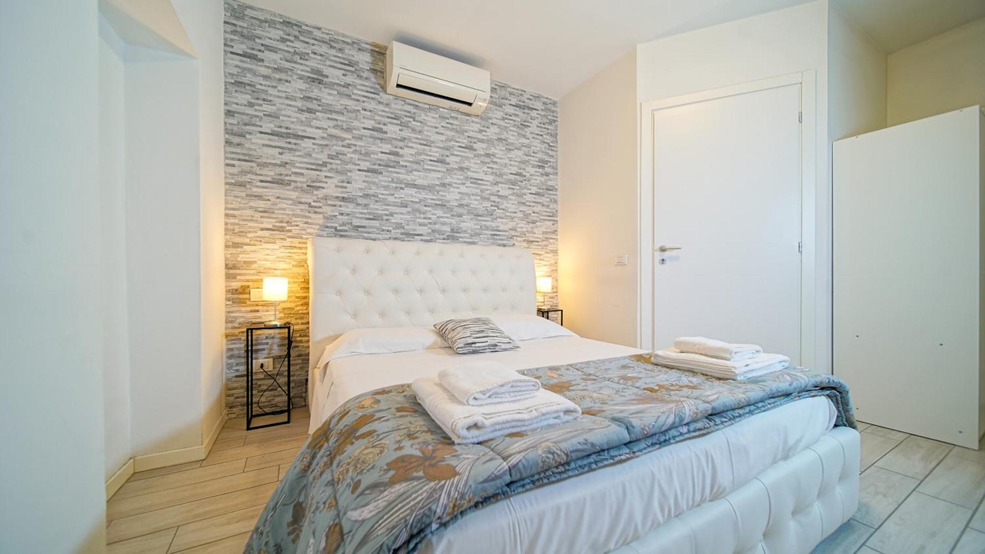 Langolo Di Laura Borgo Roma Destiny Home 3 Verona Eksteriør bilde