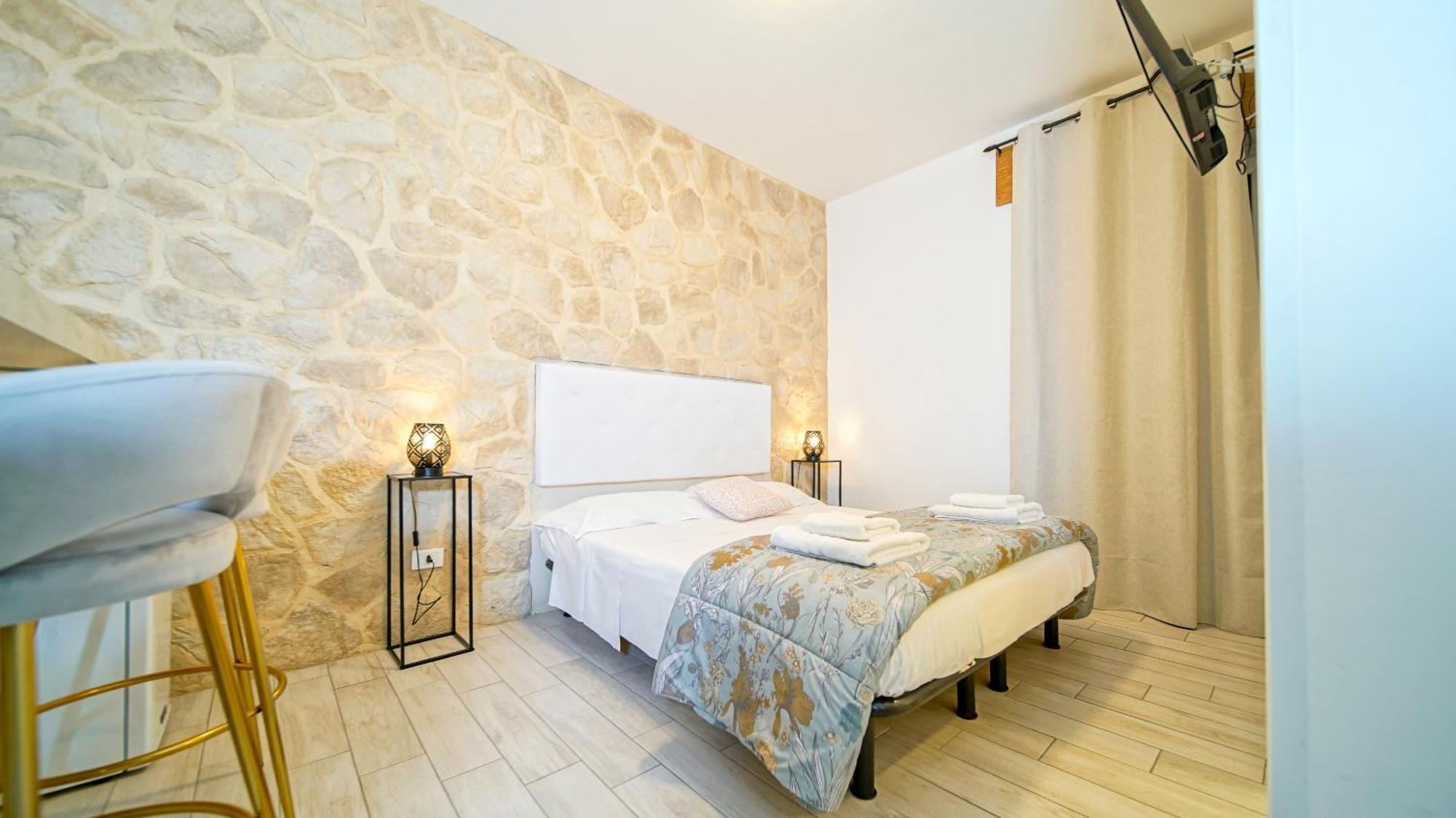 Langolo Di Laura Borgo Roma Destiny Home 3 Verona Eksteriør bilde
