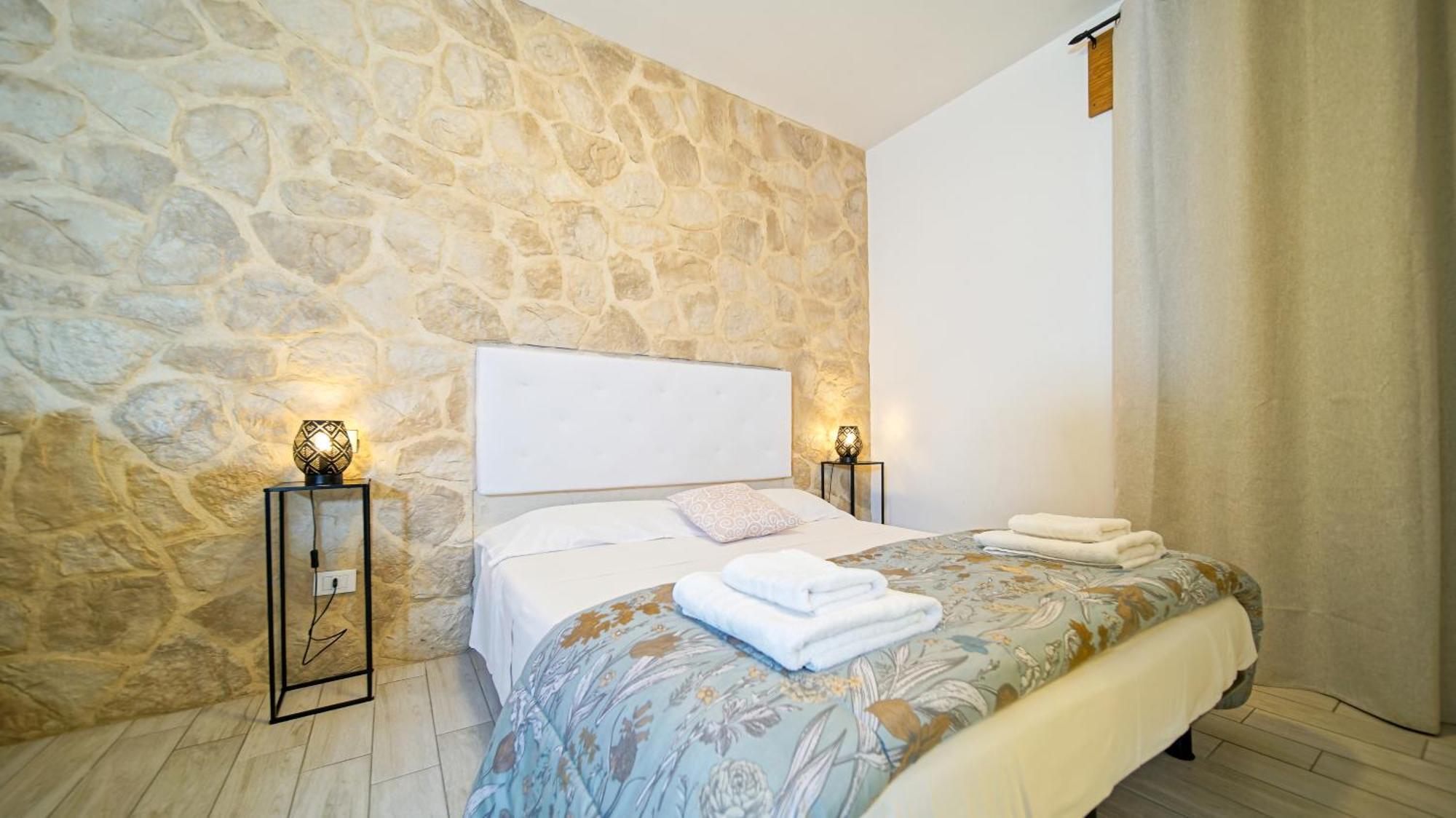 Langolo Di Laura Borgo Roma Destiny Home 3 Verona Eksteriør bilde