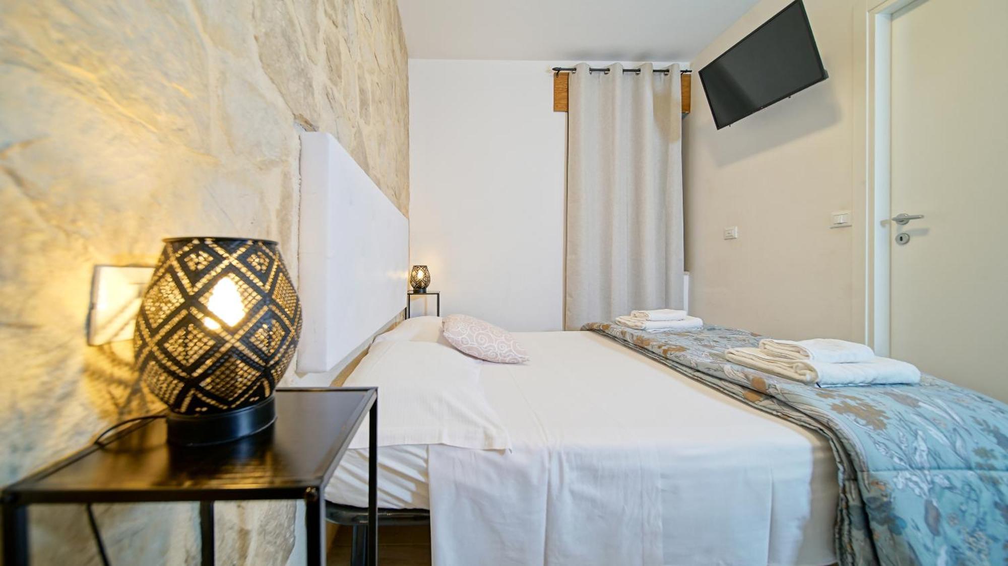 Langolo Di Laura Borgo Roma Destiny Home 3 Verona Eksteriør bilde