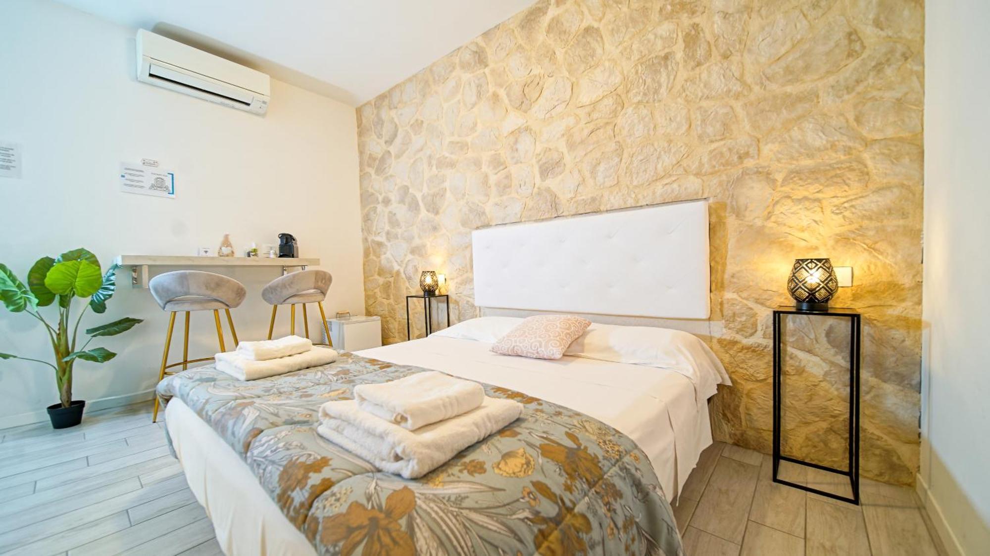 Langolo Di Laura Borgo Roma Destiny Home 3 Verona Eksteriør bilde